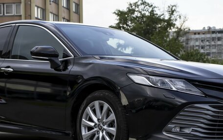 Toyota Camry, 2020 год, 2 395 000 рублей, 24 фотография