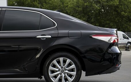 Toyota Camry, 2020 год, 2 395 000 рублей, 28 фотография