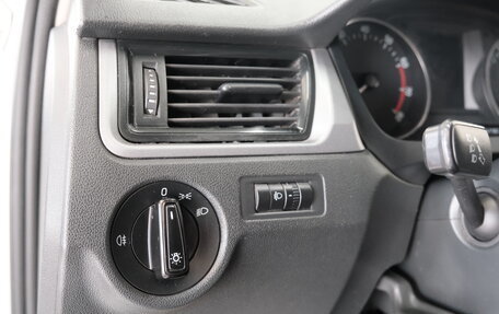 Skoda Rapid I, 2015 год, 949 000 рублей, 8 фотография