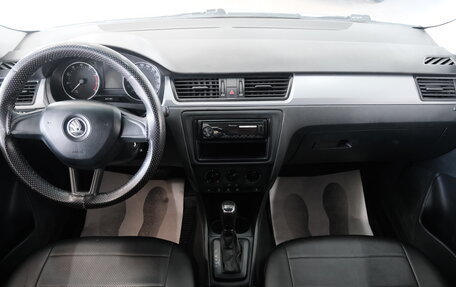 Skoda Rapid I, 2015 год, 949 000 рублей, 12 фотография