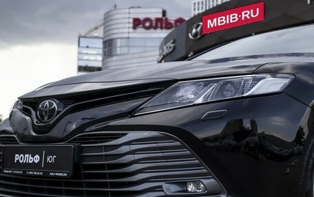 Toyota Camry, 2020 год, 2 395 000 рублей, 21 фотография