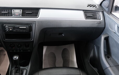 Skoda Rapid I, 2015 год, 949 000 рублей, 16 фотография
