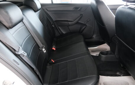 Skoda Rapid I, 2015 год, 949 000 рублей, 20 фотография