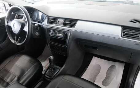 Skoda Rapid I, 2015 год, 949 000 рублей, 17 фотография
