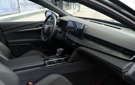 Toyota Camry, 2024 год, 4 250 000 рублей, 13 фотография