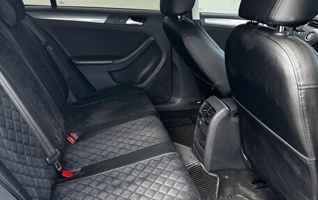 Volkswagen Jetta VI, 2016 год, 1 350 000 рублей, 11 фотография