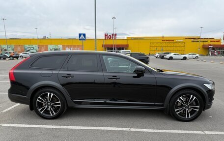 Volvo V90 Cross Country I рестайлинг, 2018 год, 3 700 000 рублей, 3 фотография