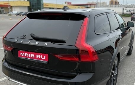 Volvo V90 Cross Country I рестайлинг, 2018 год, 3 700 000 рублей, 5 фотография