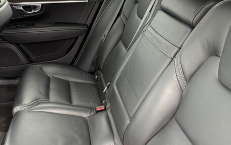 Volvo V90 Cross Country I рестайлинг, 2018 год, 3 700 000 рублей, 22 фотография