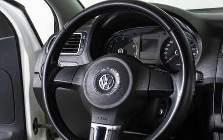 Volkswagen Polo VI (EU Market), 2013 год, 695 000 рублей, 16 фотография