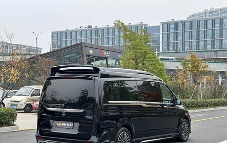 Mercedes-Benz V-Класс, 2021 год, 6 853 000 рублей, 4 фотография