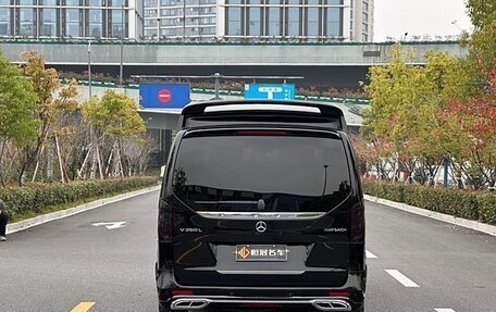 Mercedes-Benz V-Класс, 2021 год, 6 853 000 рублей, 5 фотография