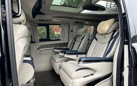 Mercedes-Benz V-Класс, 2021 год, 6 853 000 рублей, 12 фотография