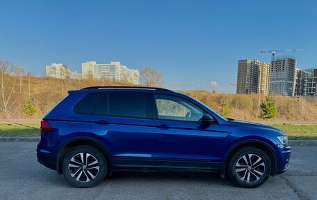 Volkswagen Tiguan II, 2020 год, 2 300 000 рублей, 3 фотография