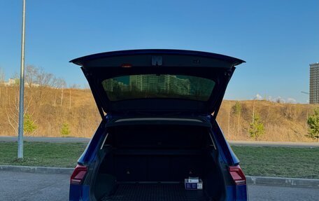 Volkswagen Tiguan II, 2020 год, 2 300 000 рублей, 13 фотография