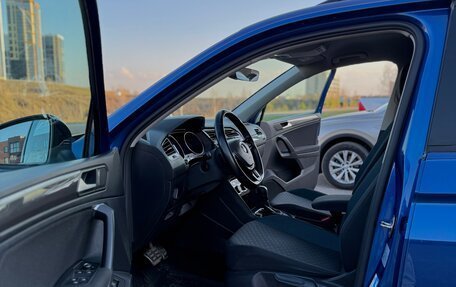 Volkswagen Tiguan II, 2020 год, 2 300 000 рублей, 15 фотография
