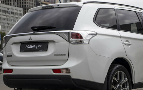 Mitsubishi Outlander III рестайлинг 3, 2013 год, 1 335 000 рублей, 22 фотография