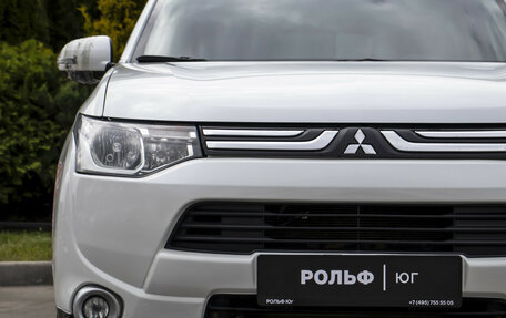 Mitsubishi Outlander III рестайлинг 3, 2013 год, 1 335 000 рублей, 21 фотография