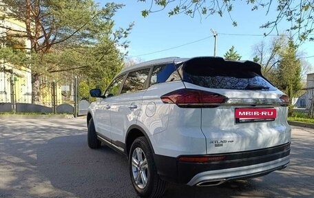 Geely Atlas, 2024 год, 2 100 000 рублей, 5 фотография