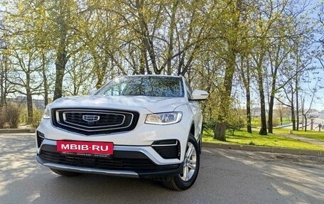 Geely Atlas, 2024 год, 2 100 000 рублей, 3 фотография