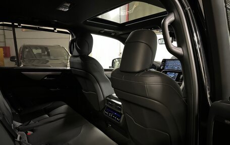 Lexus LX, 2025 год, 15 995 000 рублей, 25 фотография