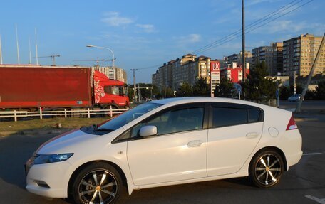 Honda Insight II рестайлинг, 2009 год, 1 200 000 рублей, 2 фотография