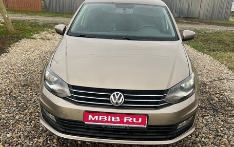 Volkswagen Polo VI (EU Market), 2018 год, 990 000 рублей, 1 фотография