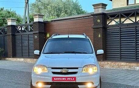 Chevrolet Niva I рестайлинг, 2015 год, 480 000 рублей, 1 фотография