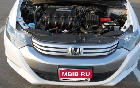 Honda Insight II рестайлинг, 2009 год, 1 200 000 рублей, 17 фотография
