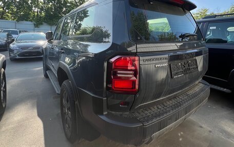 Toyota Land Cruiser Prado, 2024 год, 8 299 999 рублей, 3 фотография