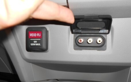 Honda Insight II рестайлинг, 2009 год, 1 200 000 рублей, 22 фотография