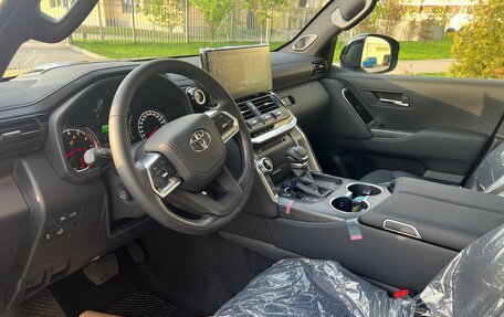 Toyota Land Cruiser, 2024 год, 11 700 000 рублей, 6 фотография
