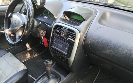 Mitsubishi Carisma I, 2003 год, 260 000 рублей, 8 фотография