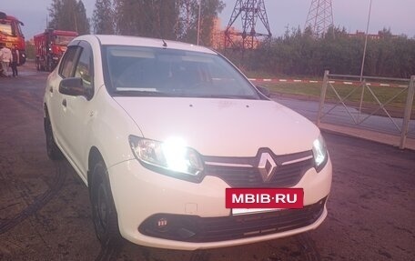 Renault Logan II, 2014 год, 585 000 рублей, 7 фотография