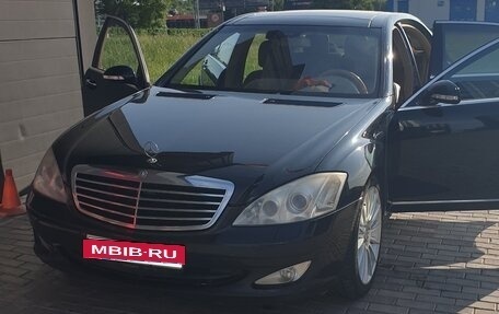 Mercedes-Benz S-Класс, 2007 год, 1 850 000 рублей, 2 фотография
