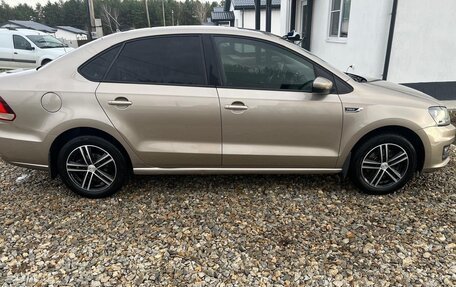 Volkswagen Polo VI (EU Market), 2018 год, 990 000 рублей, 2 фотография