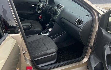 Volkswagen Polo VI (EU Market), 2018 год, 990 000 рублей, 5 фотография