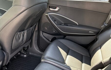 Hyundai Santa Fe III рестайлинг, 2017 год, 3 100 000 рублей, 25 фотография