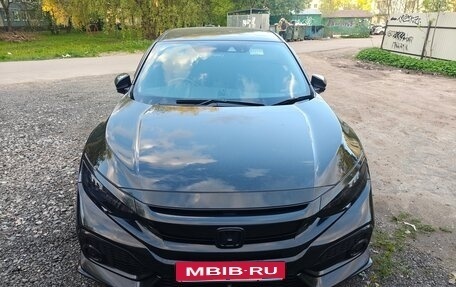 Honda Civic IX, 2018 год, 1 800 000 рублей, 4 фотография