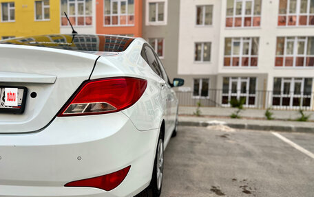 Hyundai Solaris II рестайлинг, 2015 год, 1 150 000 рублей, 12 фотография
