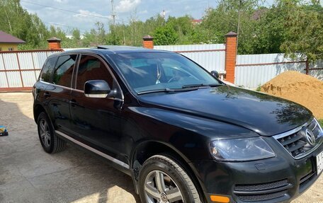 Volkswagen Touareg III, 2004 год, 888 888 рублей, 2 фотография