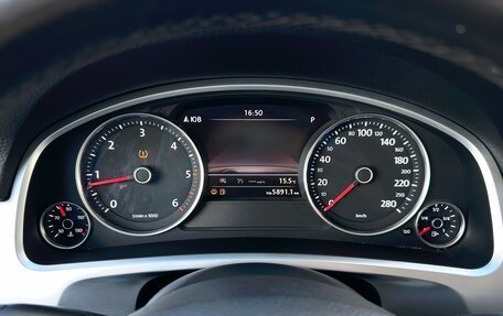 Volkswagen Touareg III, 2015 год, 3 100 000 рублей, 2 фотография