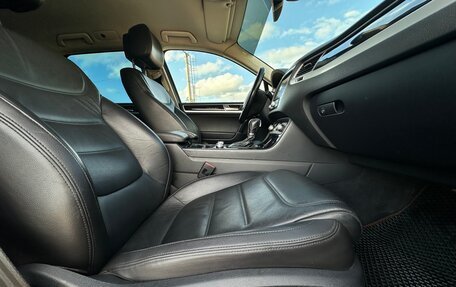 Volkswagen Touareg III, 2015 год, 3 100 000 рублей, 11 фотография