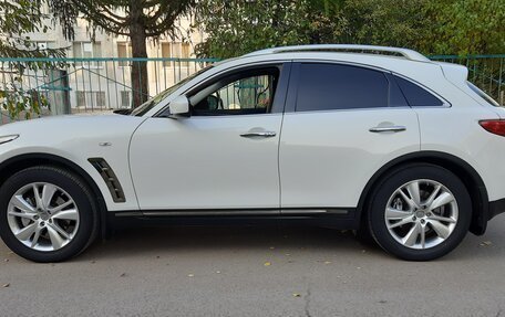 Infiniti FX II, 2012 год, 2 799 000 рублей, 1 фотография
