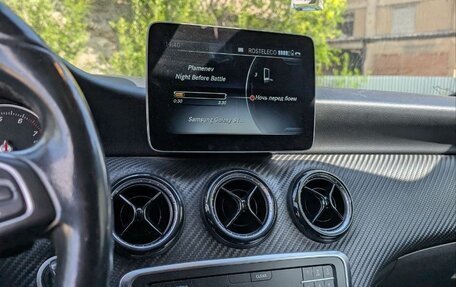 Mercedes-Benz GLA, 2018 год, 2 550 000 рублей, 15 фотография