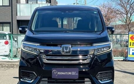 Honda Stepwgn IV, 2021 год, 1 870 000 рублей, 6 фотография