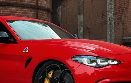 Alfa Romeo Giulia II, 2018 год, 6 400 000 рублей, 2 фотография