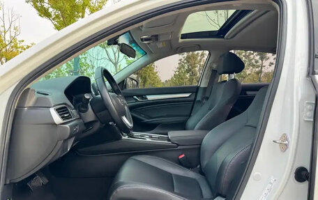 Honda Accord IX рестайлинг, 2021 год, 1 890 000 рублей, 7 фотография
