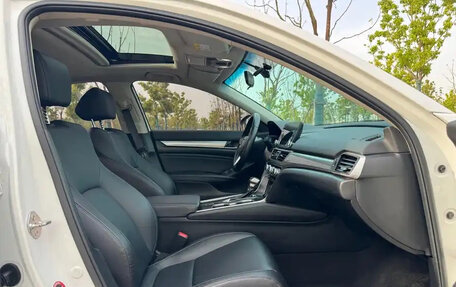 Honda Accord IX рестайлинг, 2021 год, 1 890 000 рублей, 9 фотография