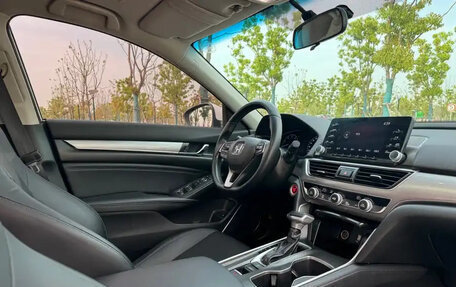 Honda Accord IX рестайлинг, 2021 год, 1 890 000 рублей, 10 фотография